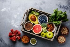 mélange de fruits et légumes riches en antioxydants
